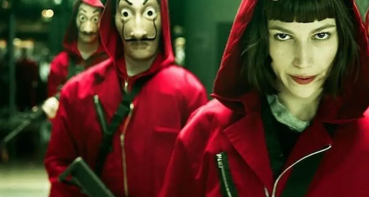 Personajes de **bso la casa de papel** con monos rojos y máscaras de Dalí, listos para la acción.