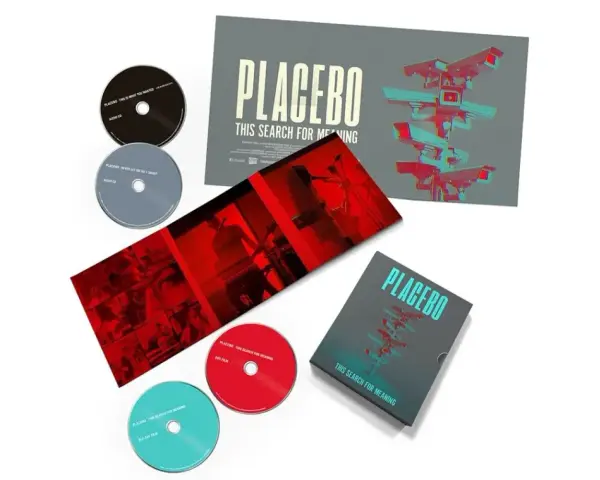 Cajas y discos de la banda Placebo, con arte de cámaras de seguridad y estética roja y azul. Incluye CDs, DVD y Blu-ray.