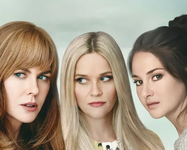 Las protagonistas de bso Big Little Lies, Nicole Kidman, Reese Witherspoon y Shailene Woodley, miran con intensidad.